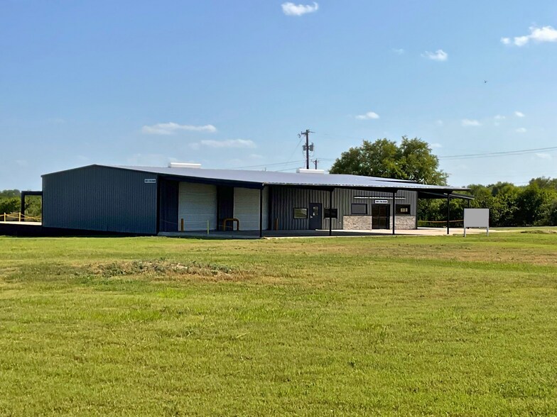 1505 S Rio Grande St, Taylor, TX à louer - Photo de l’immeuble – Image 2 sur 15
