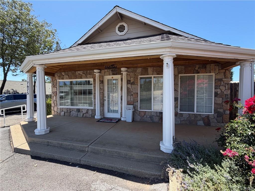7671 Skyway, Paradise, CA à louer Photo principale– Image 1 sur 15