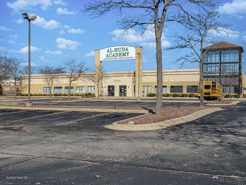 7455 Jensen Blvd, Hanover Park, IL à vendre - Photo de l’immeuble – Image 3 sur 6