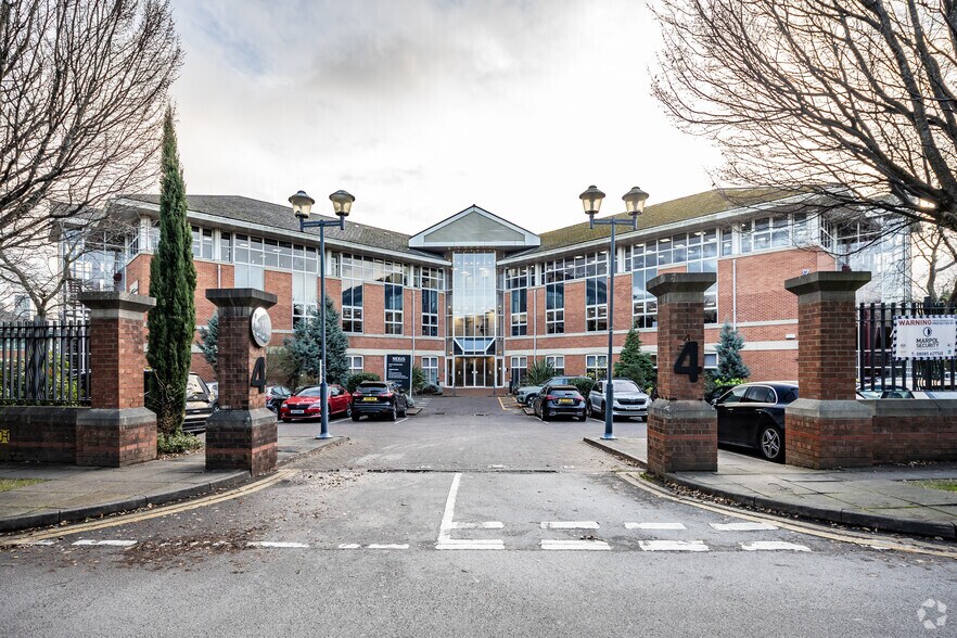 4 Brindley Rd, Manchester à louer - Photo principale – Image 1 sur 5