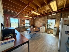 1525 W Homer St, Chicago, IL à louer Photo intérieure– Image 2 sur 24