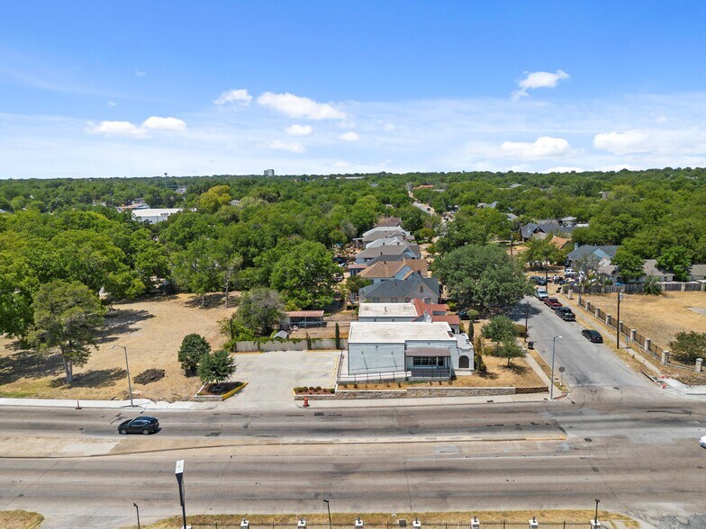 400 N 23rd St, Waco, TX à vendre - Photo de l’immeuble – Image 3 sur 12