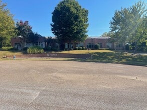 26 Security Dr, Jackson, TN à louer Photo intérieure– Image 1 sur 4