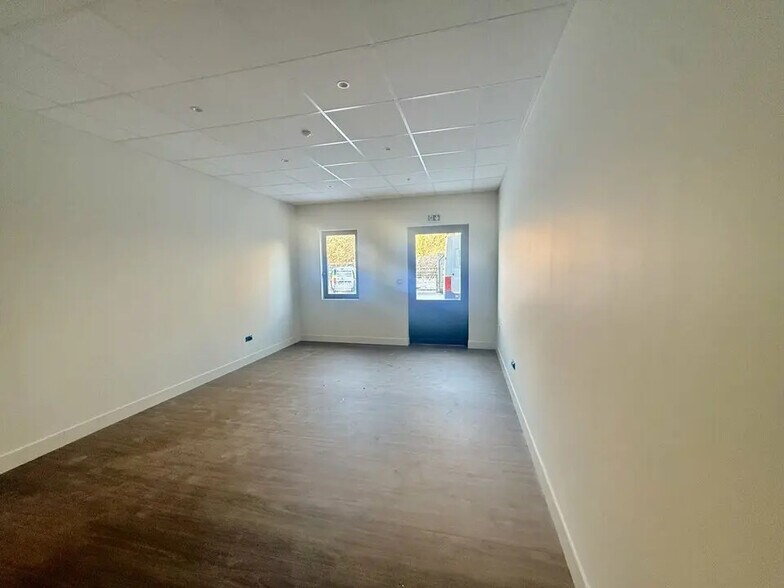 Local d’activités dans Beauvais à louer - Photo intérieure – Image 3 sur 7