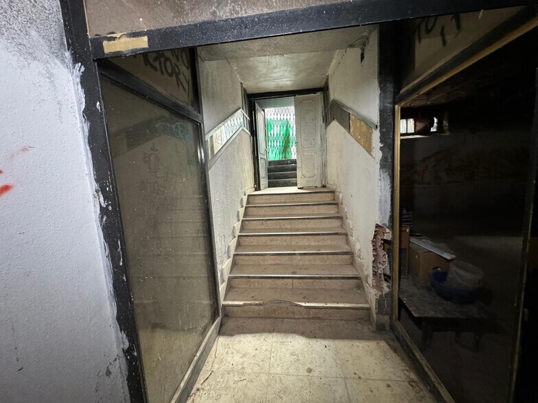 Immeuble residentiel dans Guadalajara, Guadalajara à vendre - Photo principale – Image 1 sur 10