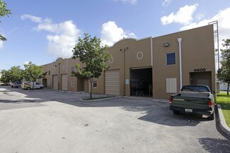 Plus de détails pour 4616 NW 133rd St, Opa Locka, FL - Industriel/Logistique à vendre