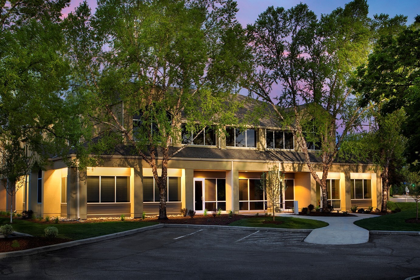 671 E Riverpark Ln, Boise, ID à louer Photo principale– Image 1 sur 45