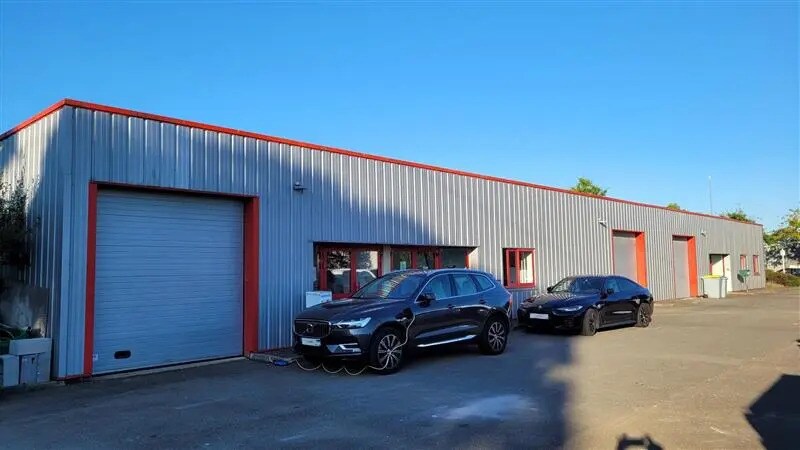 Local d’activités dans Couëron à louer - Photo de l’immeuble – Image 2 sur 3