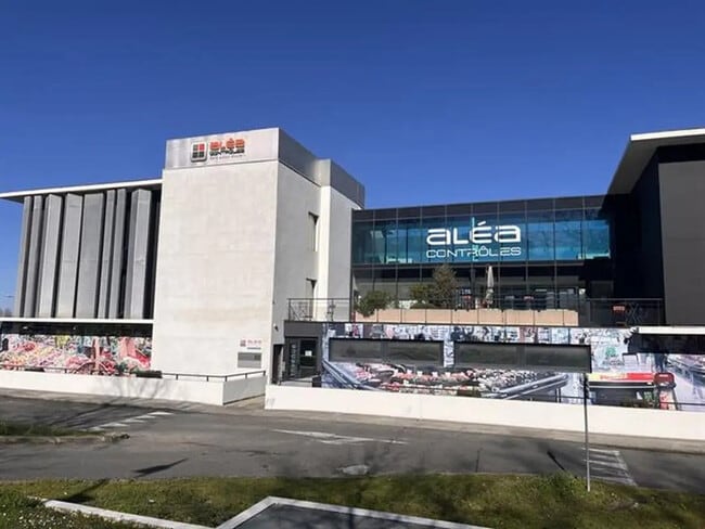 Plus de détails pour 46 Route De Narbonne, Auzeville-Tolosane - Bureau à louer