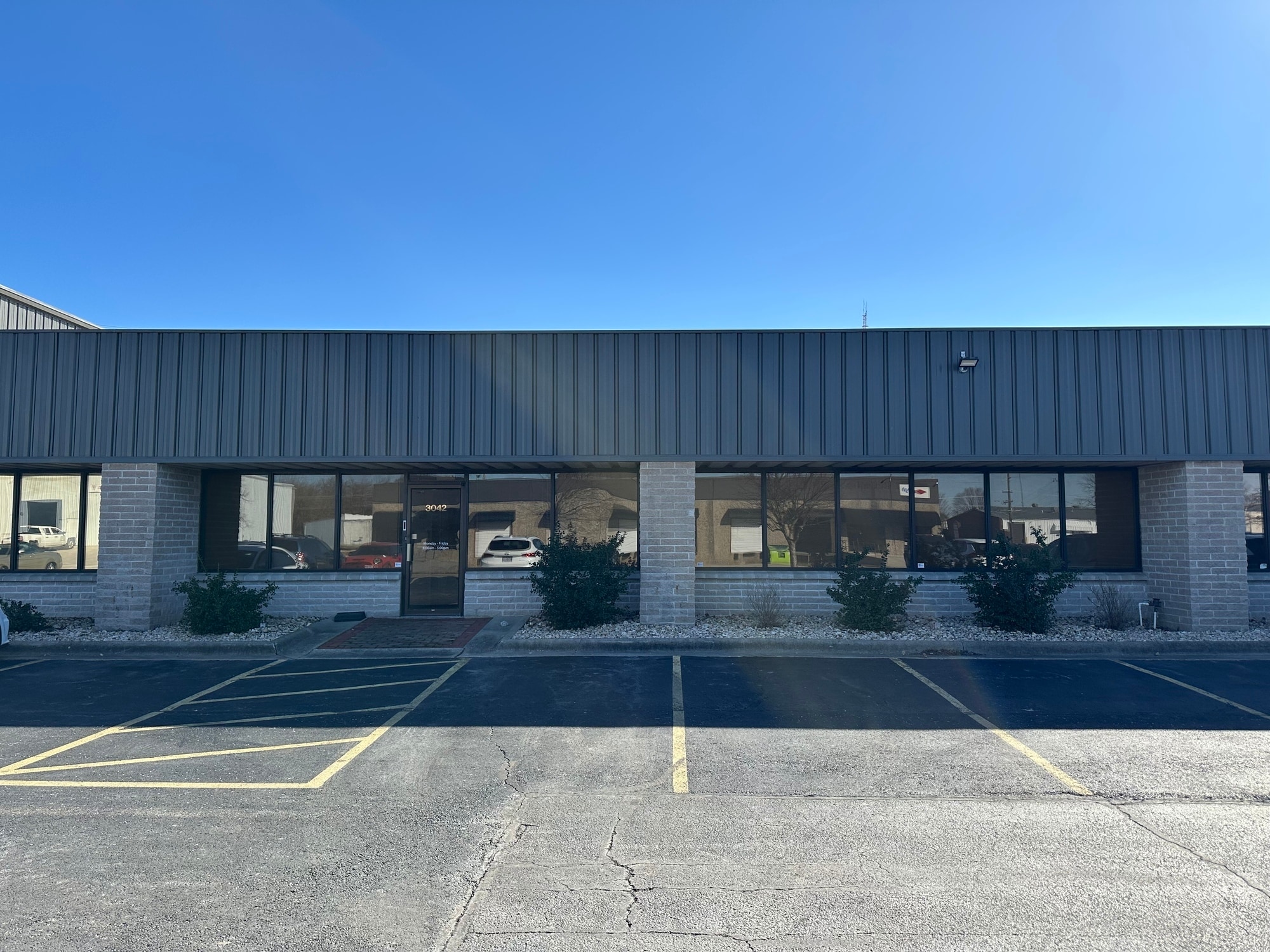 3040-3058 E Elm St, Springfield, MO à louer Photo intérieure– Image 1 sur 11