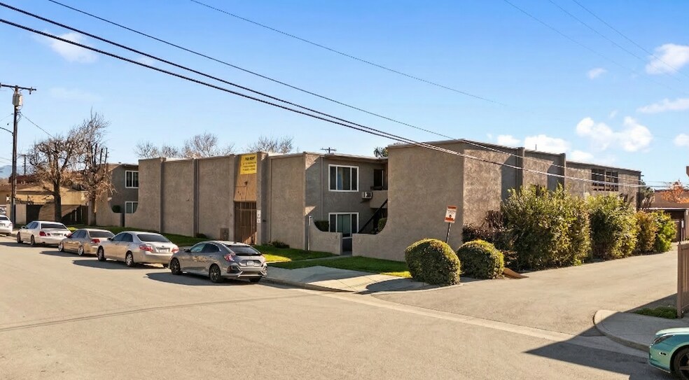 141 E 42nd St, San Bernardino, CA à vendre - Photo de l’immeuble – Image 2 sur 16