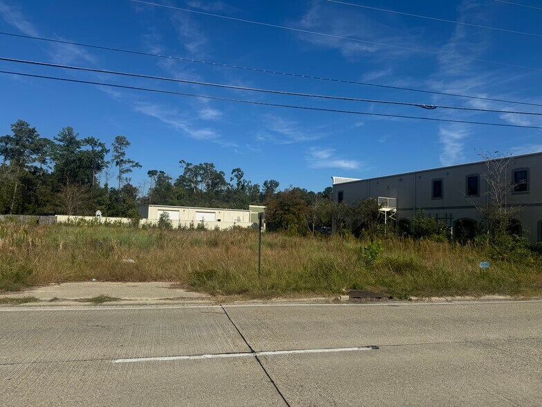 1424 Old Spanish Trl, Slidell, LA à vendre - Photo de l’immeuble – Image 2 sur 3