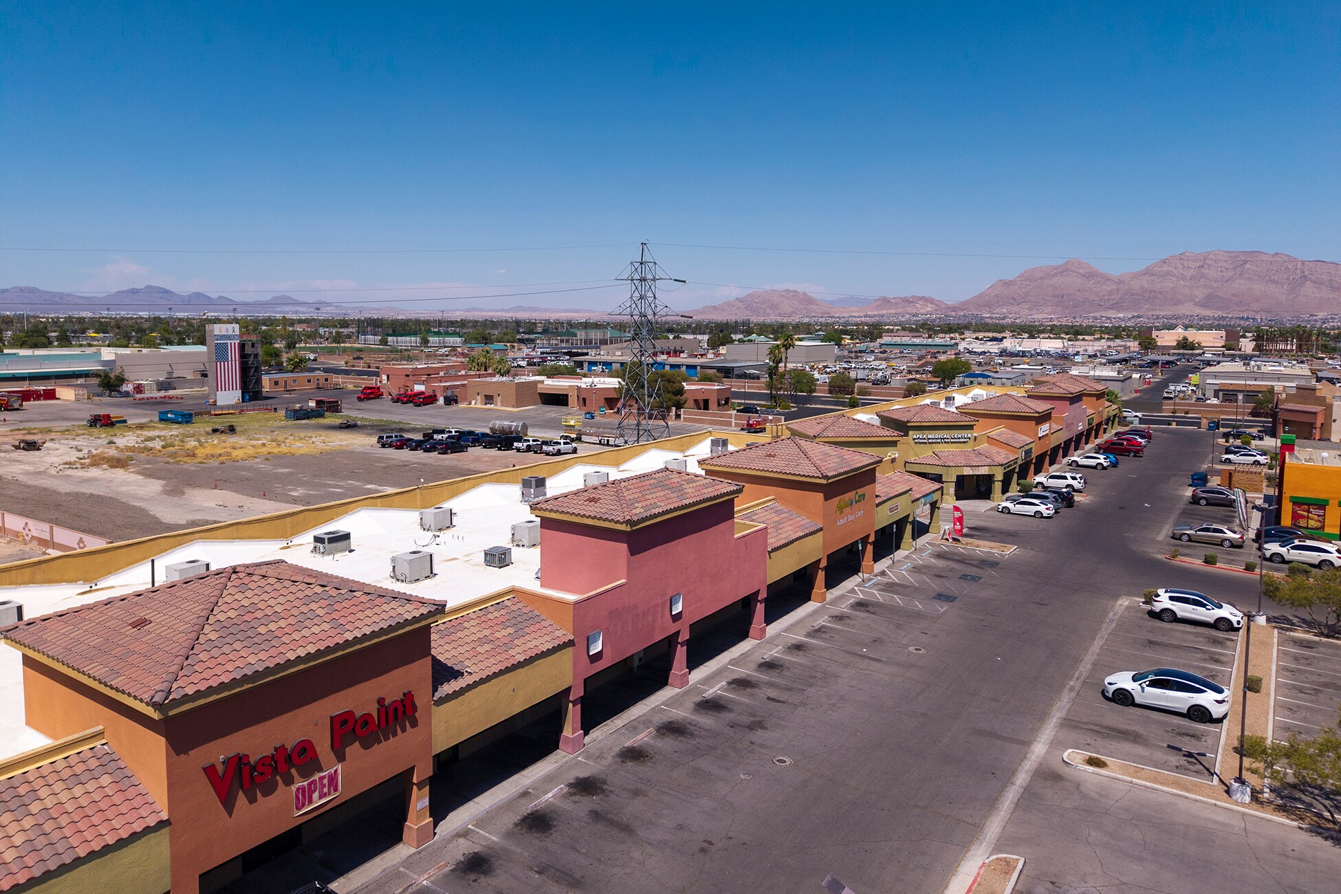 3010 E Bonanza Rd, Las Vegas, NV à louer Photo de l’immeuble– Image 1 sur 10