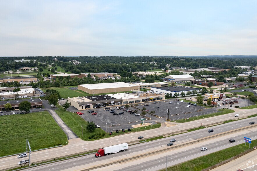 950-988 S Highway Dr, Fenton, MO à louer - Aérien – Image 2 sur 6