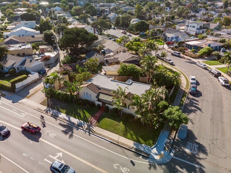 1980 Chatsworth Blvd, San Diego, CA à vendre - Photo de l’immeuble – Image 3 sur 30