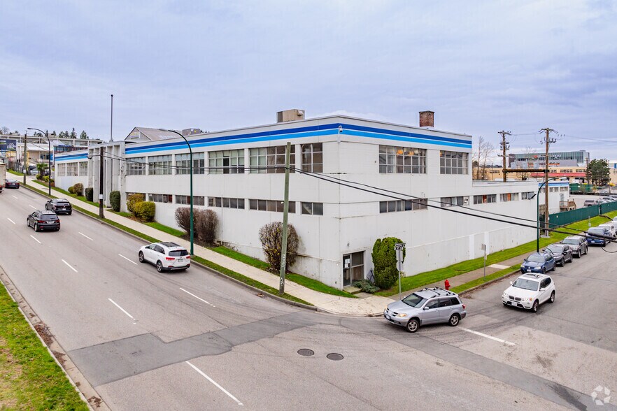 2727 Boundary Rd, Vancouver, BC à vendre - Photo principale – Image 1 sur 3