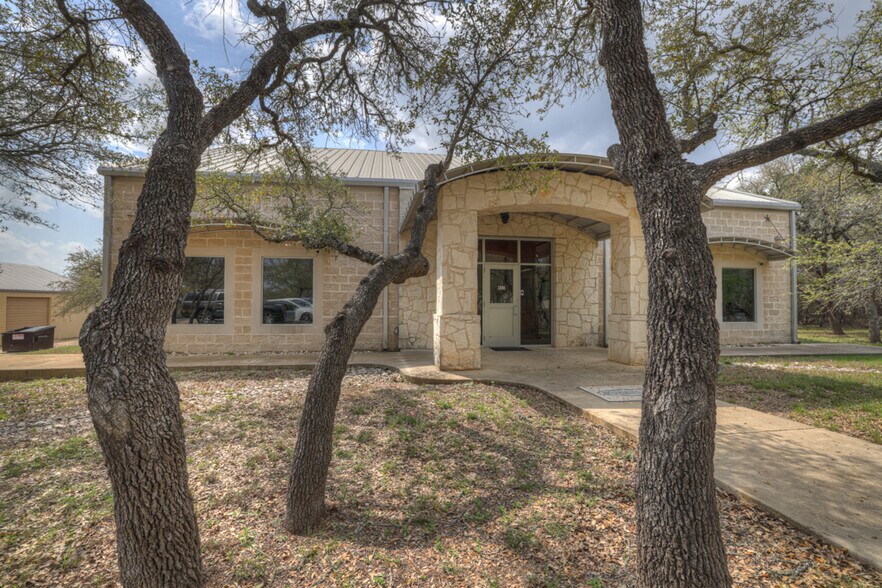 30665 N Us Hwy 281, Bulverde, TX à vendre - Photo de l’immeuble – Image 3 sur 45