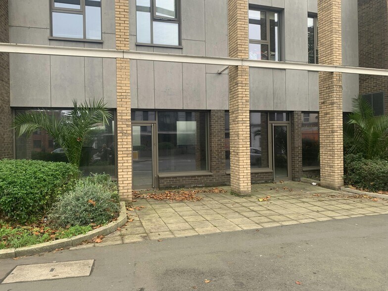 2 Purley Way, Croydon à vendre - Photo de l’immeuble – Image 3 sur 5