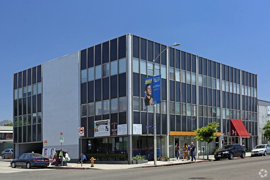 8281 Melrose Ave, Los Angeles, CA à louer - Photo principale – Image 1 sur 11