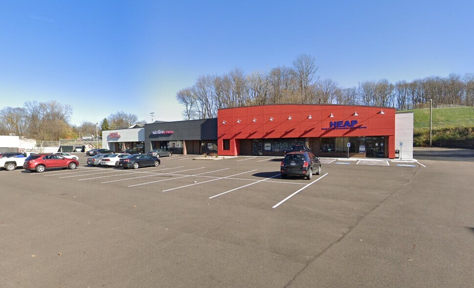 3220-3232 Cleveland Ave NW, Canton, OH à louer - Photo principale – Image 1 sur 3