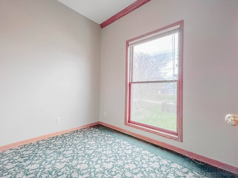 850 Marsh St, Valparaiso, IN à louer - Photo de l’immeuble – Image 2 sur 17