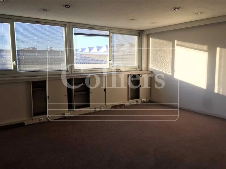 Bureau dans Marseille à louer - Photo intérieure – Image 2 sur 5