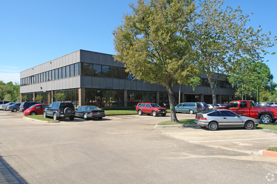 87 I-10, Beaumont, TX à louer - Photo de l’immeuble – Image 3 sur 5