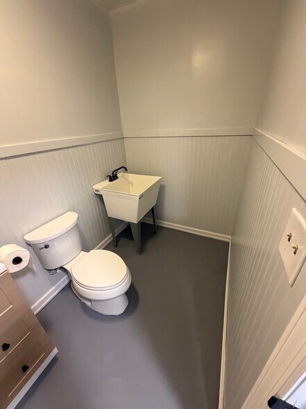 731 Broad St, Sumter, SC à louer - Photo de l’immeuble – Image 3 sur 9