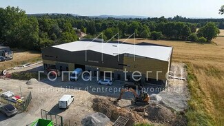 Plus de détails pour Local d'activités à louer