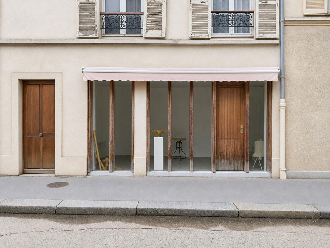 Local commercial dans Paris à vendre Photo de l’immeuble– Image 1 sur 5