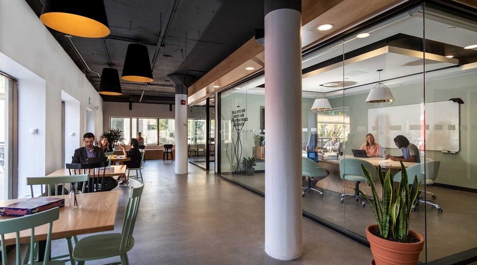 929 Granville St, Vancouver, BC à louer - Photo intérieure – Image 2 sur 23