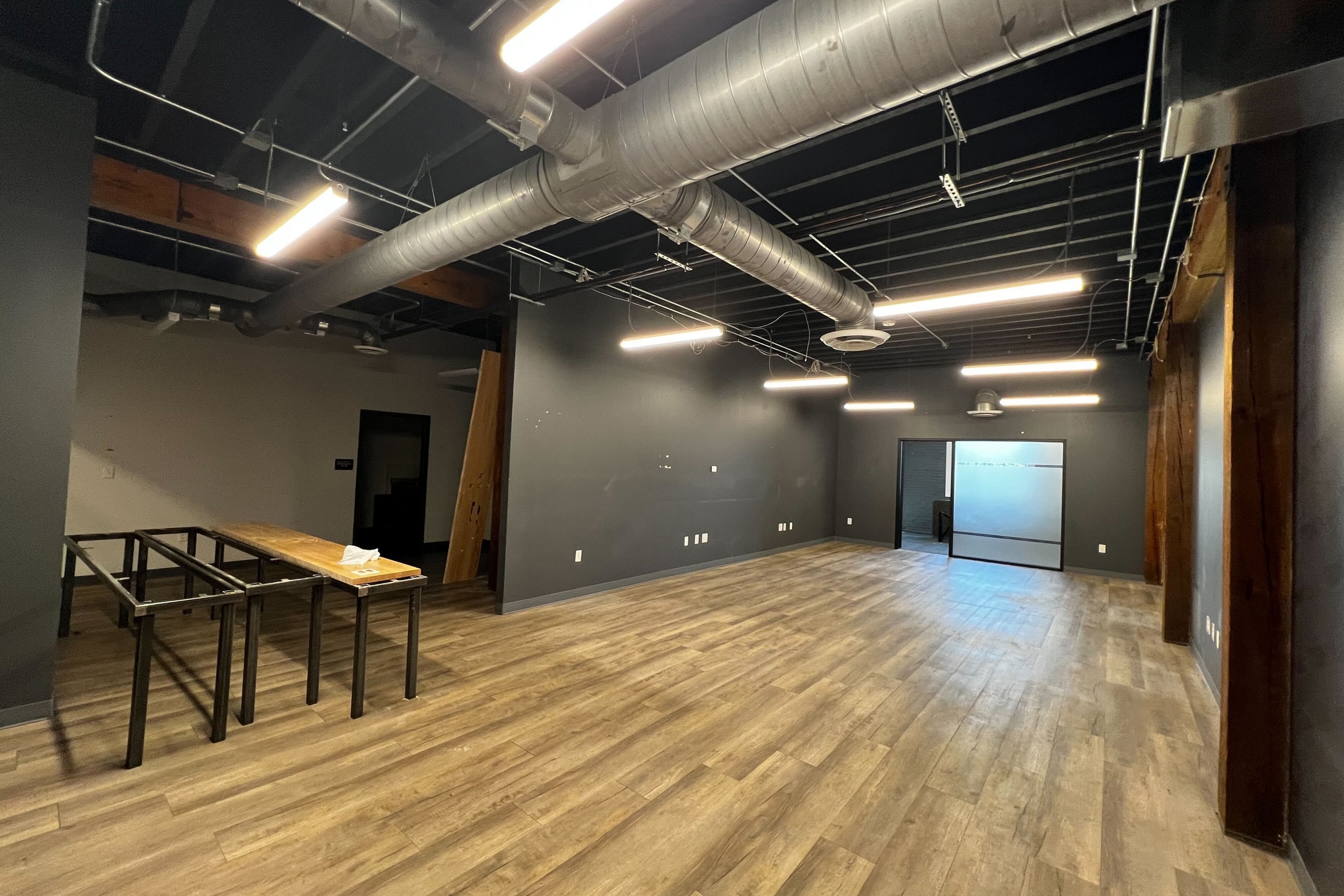 552 E Market St, Louisville, KY à louer Photo intérieure– Image 1 sur 7