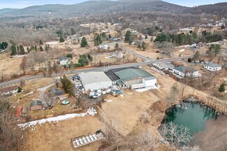 Plus de détails pour 381 Vineyard Ave, Highland, NY - Industriel/Logistique à vendre