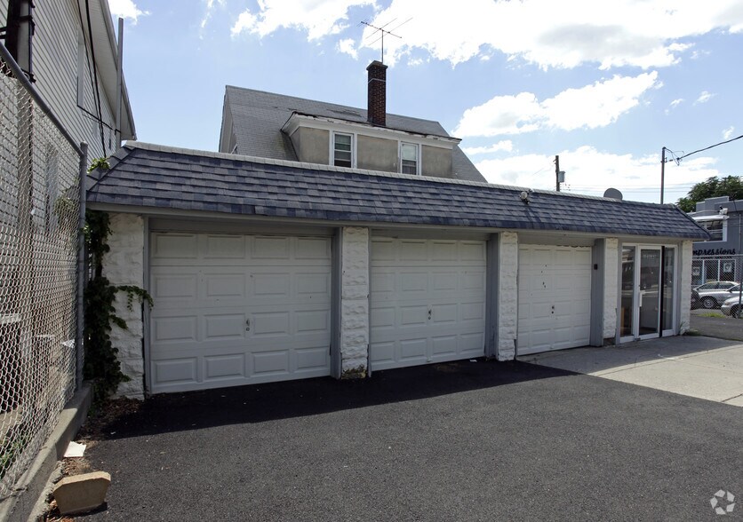 32 4th St, Staten Island, NY à louer - Photo de l’immeuble – Image 2 sur 2