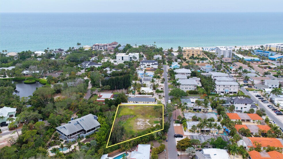 1122 Crescent St, Sarasota, FL à vendre - Photo de l’immeuble – Image 1 sur 9