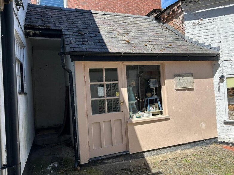 13 Broad Street, Welshpool à vendre - Photo de l’immeuble – Image 3 sur 13