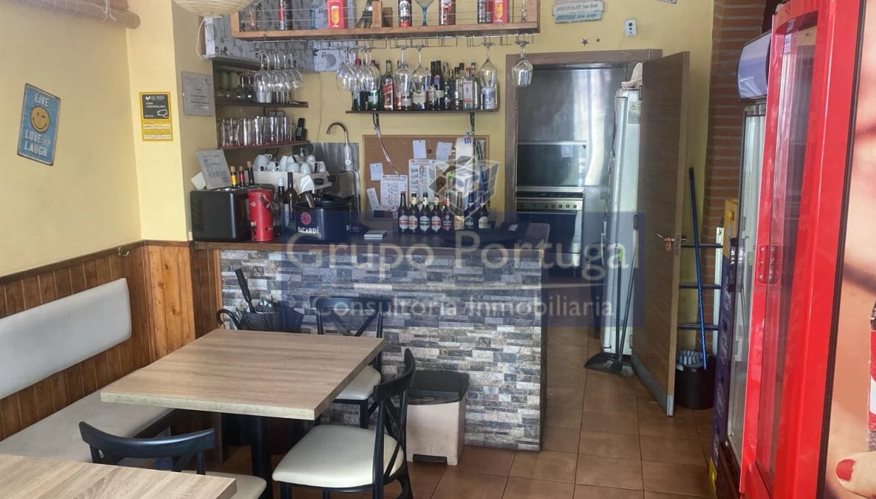 Local commercial dans Torrejón de Ardoz, Madrid à louer Photo intérieure– Image 1 sur 4