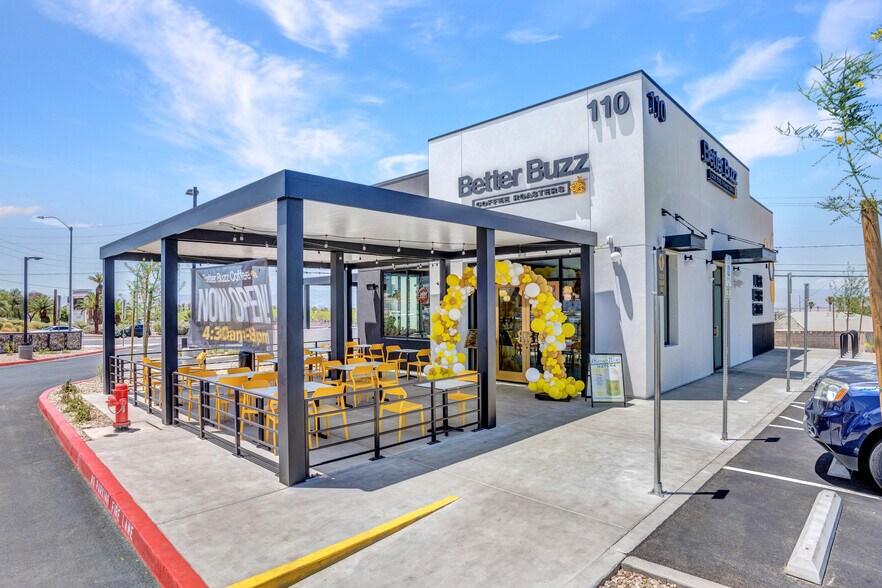 NEC E Lake Mead Pky and N Water St, Henderson, NV à vendre - Photo de l’immeuble – Image 1 sur 11