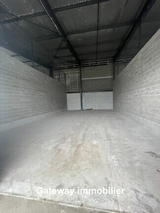 Plus de détails pour Industriel/Logistique à louer