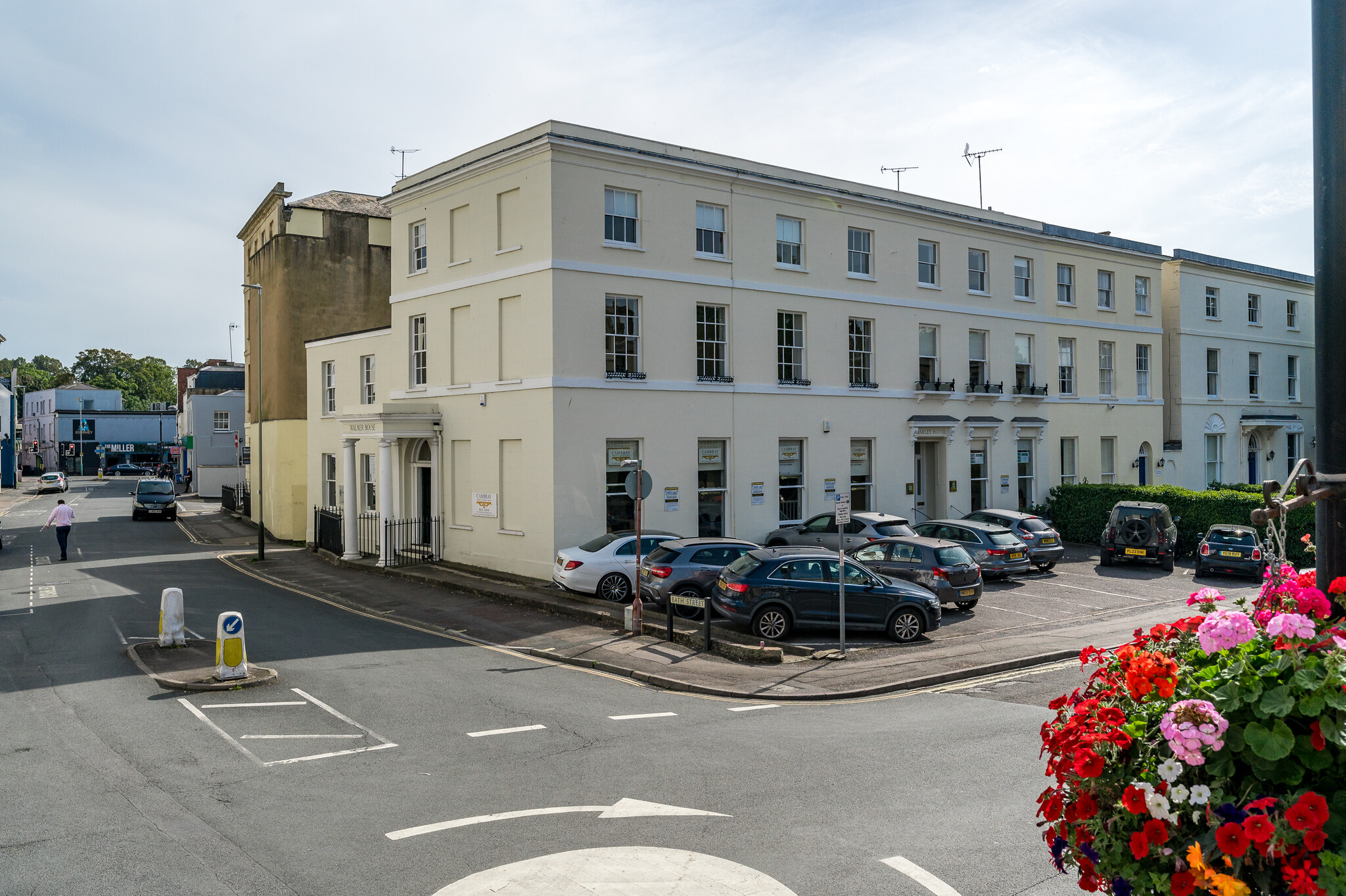29 Cambray Pl, Cheltenham à louer Photo de l’immeuble– Image 1 sur 14