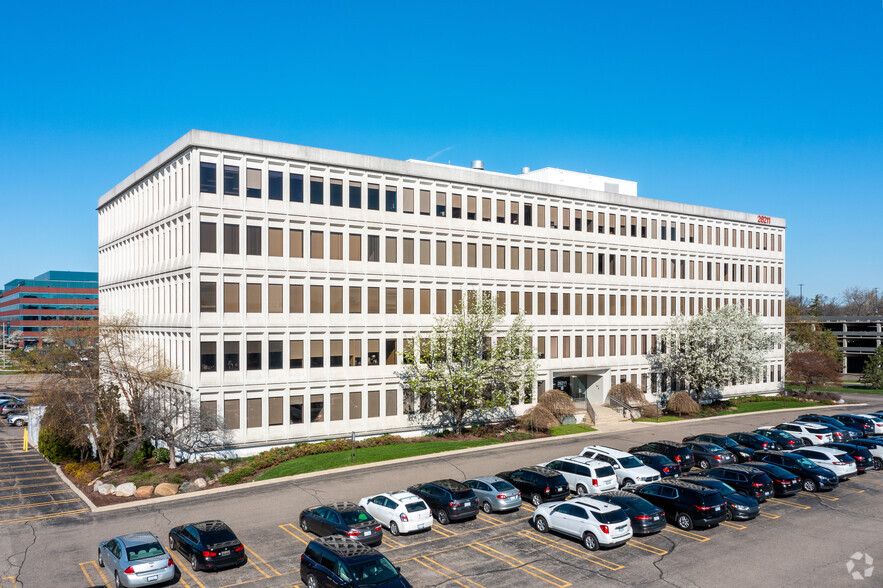 26211 Central Park Blvd, Southfield, MI à louer - Photo de l’immeuble – Image 1 sur 22