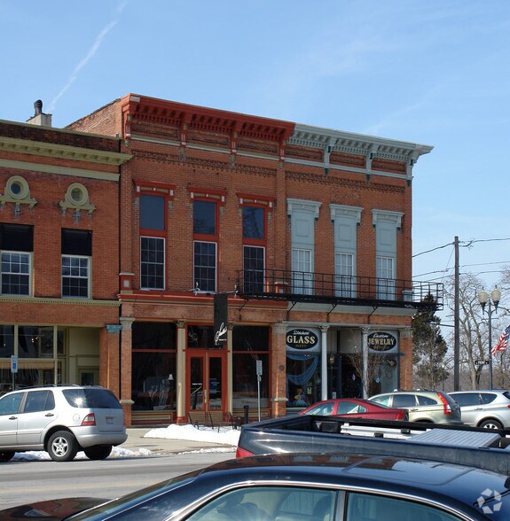 104 Louisiana Ave, Perrysburg, OH à louer - Photo de l’immeuble – Image 3 sur 3