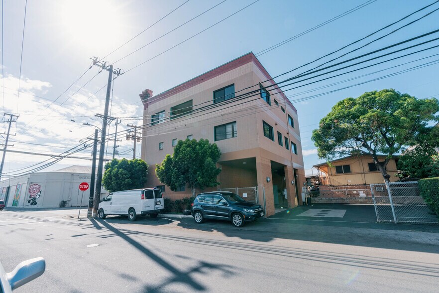 1709 Kalani St, Honolulu, HI à vendre - Photo de l’immeuble – Image 2 sur 33