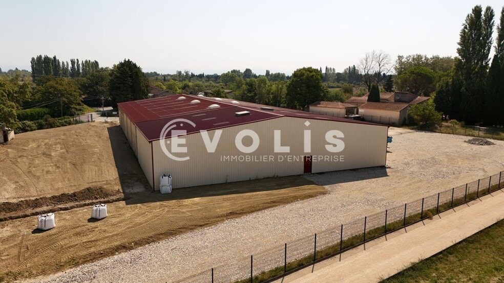 125 Chemin Des Eygaillotes, Courthézon à vendre - Photo de l’immeuble – Image 2 sur 8