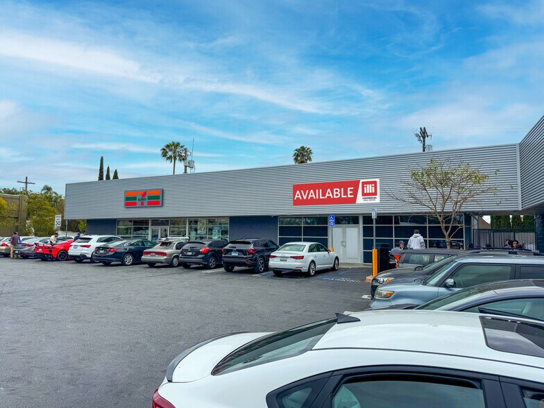 5600 San Vicente Blvd, Los Angeles, CA à louer - Photo de l’immeuble – Image 2 sur 6