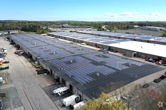 338 Compass Cir, North Kingstown, RI - Vue aérienne  vue de carte - Image1