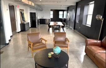 2089 Sherman Ave, Cincinnati, OH à louer Photo intérieure– Image 2 sur 5