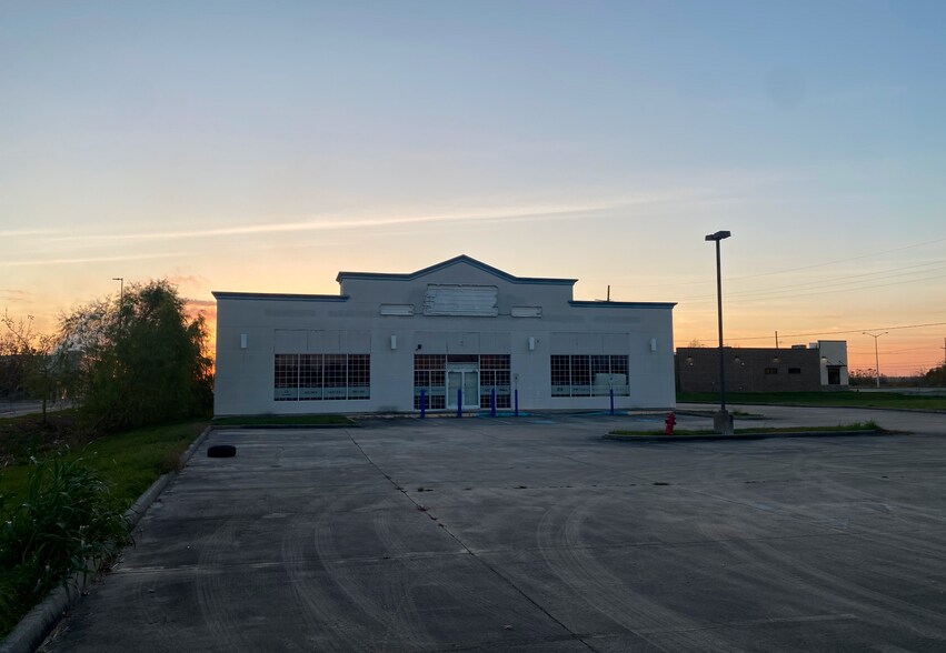 37202 LA-3089, Donaldsonville, LA à louer - Photo de l’immeuble – Image 3 sur 10