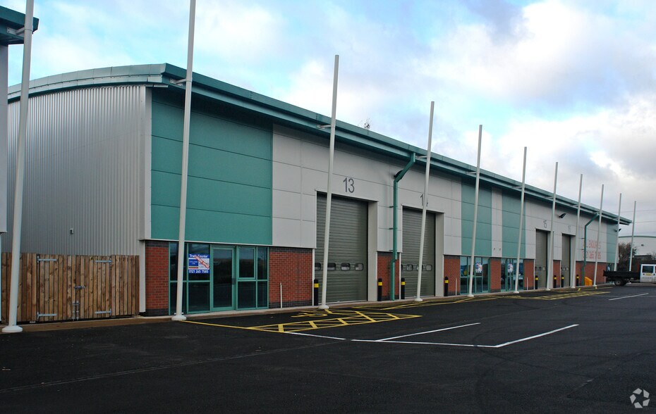 Great Bridge St, West Bromwich à louer - Photo de l’immeuble – Image 2 sur 2