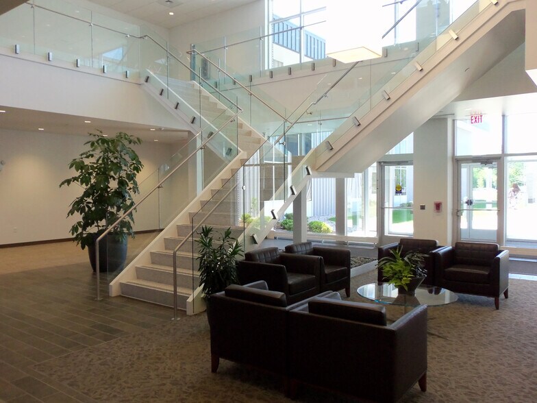 1901 Romence Road Pky, Portage, MI à louer - Photo intérieure – Image 3 sur 14